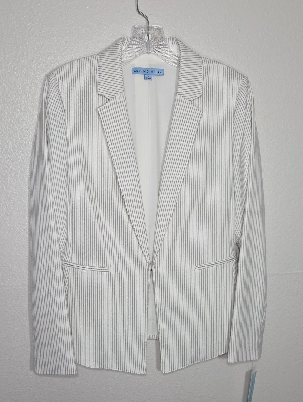 ANTONIO MELANI Ivory Suit with Thin Gray Pinstripes - Picture 3 of 11